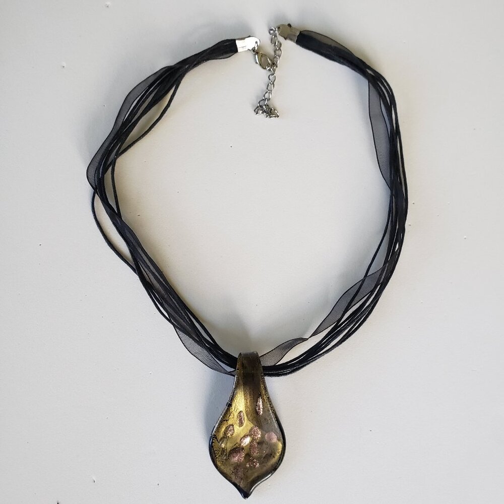 Shimmery Glass Pendant